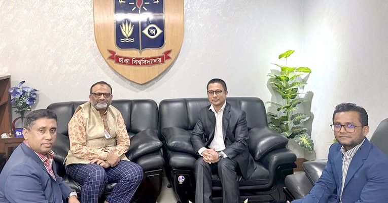ঢাবি উপাচার্যের সঙ্গে মালয়েশিয়ান হাই কমিশনারের সাক্ষাৎ