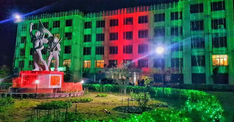 বিজয় দিবসে নোবিপ্রবির বঙ্গবন্ধু হলে সাংস্কৃতিক অনুষ্ঠান