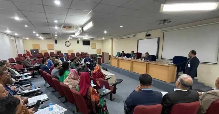 দেশে বিরাজমান পরিস্থিতিতে বিশ্ববিদ্যালয়ে কোনো নির্বাচন চান না সাদা দল