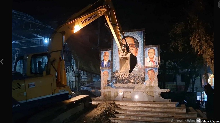 গুঁড়িয়ে দেওয়া হলো বঙ্গবন্ধুসহ জাতীয় চার নেতার ম্যুরাল, জানেন না কেউ!