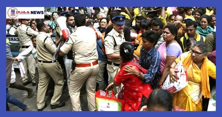 ভারতে মন্দিরের টিকিট সংগ্রহ করতে গিয়ে ছয়জনের মৃত্যু