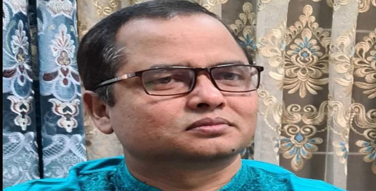 বিশ্ববিদ্যালয়ের বিজ্ঞপ্তিতে ‘শিক্ষা নিয়ে গড়ব দেশ, শেখ হাসিনার বাংলাদেশ’!