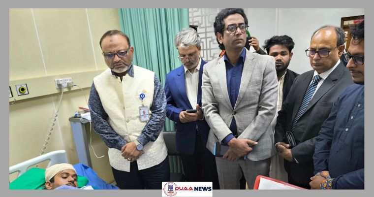 ঢাকা কলেজের আহত শিক্ষার্থীকে দেখতে হাসপাতালে ঢাবি উপাচার্য