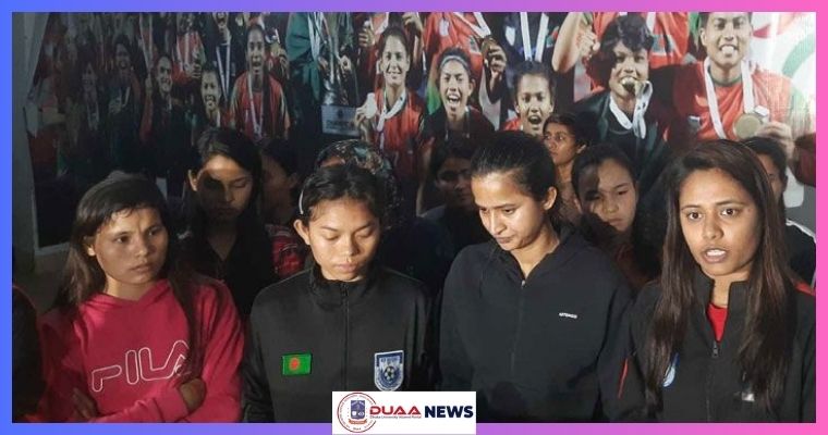 কোচ পিটারের অধীনে খেলবে না নারী ফুটবলাররা; অবসরের হুমকি