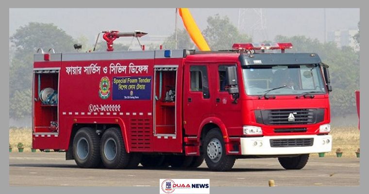 প্লাস্টিক গোডাউনে ভয়াবহ আগুন, নিয়ন্ত্রণে ৬ ইউনিট
