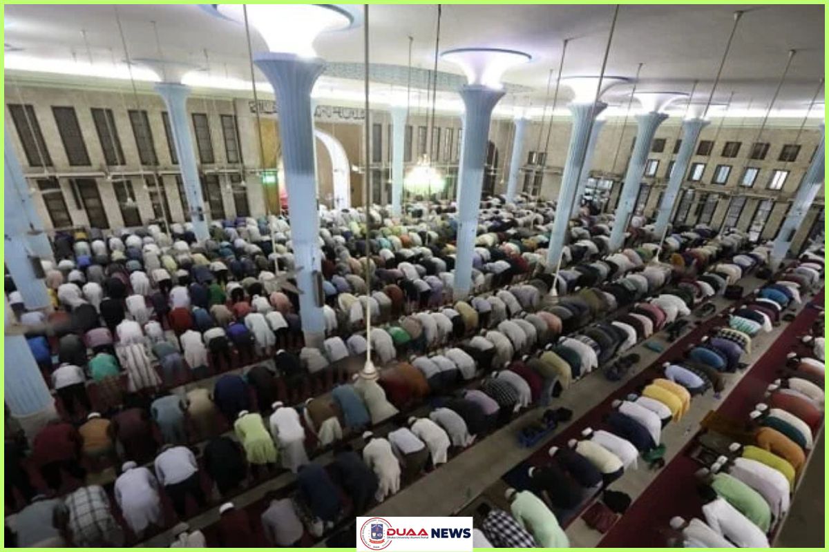 দেশের সব মসজিদে একই পদ্ধতিতে খতমে তারাবিহ নামাজ পড়ার আহ্বান