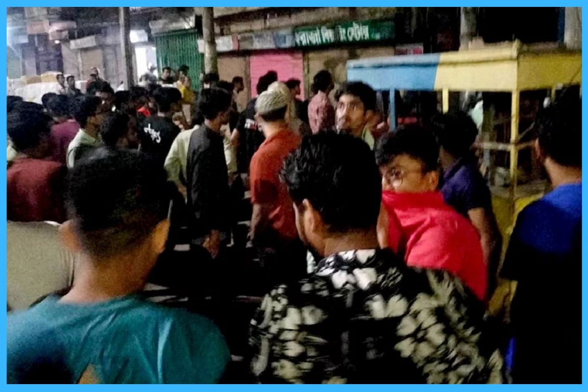 ধোলাইখালে জবি শিক্ষার্থীদের সঙ্গে স্থানীয়দের সংঘর্ষ, আহত ৫