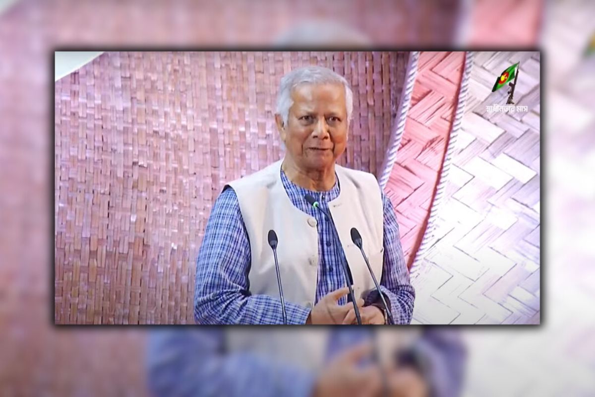 ‘সমাজে নারীকে খাটো করে দেখার দৃষ্টিভঙ্গি পাল্টাতে হবে’