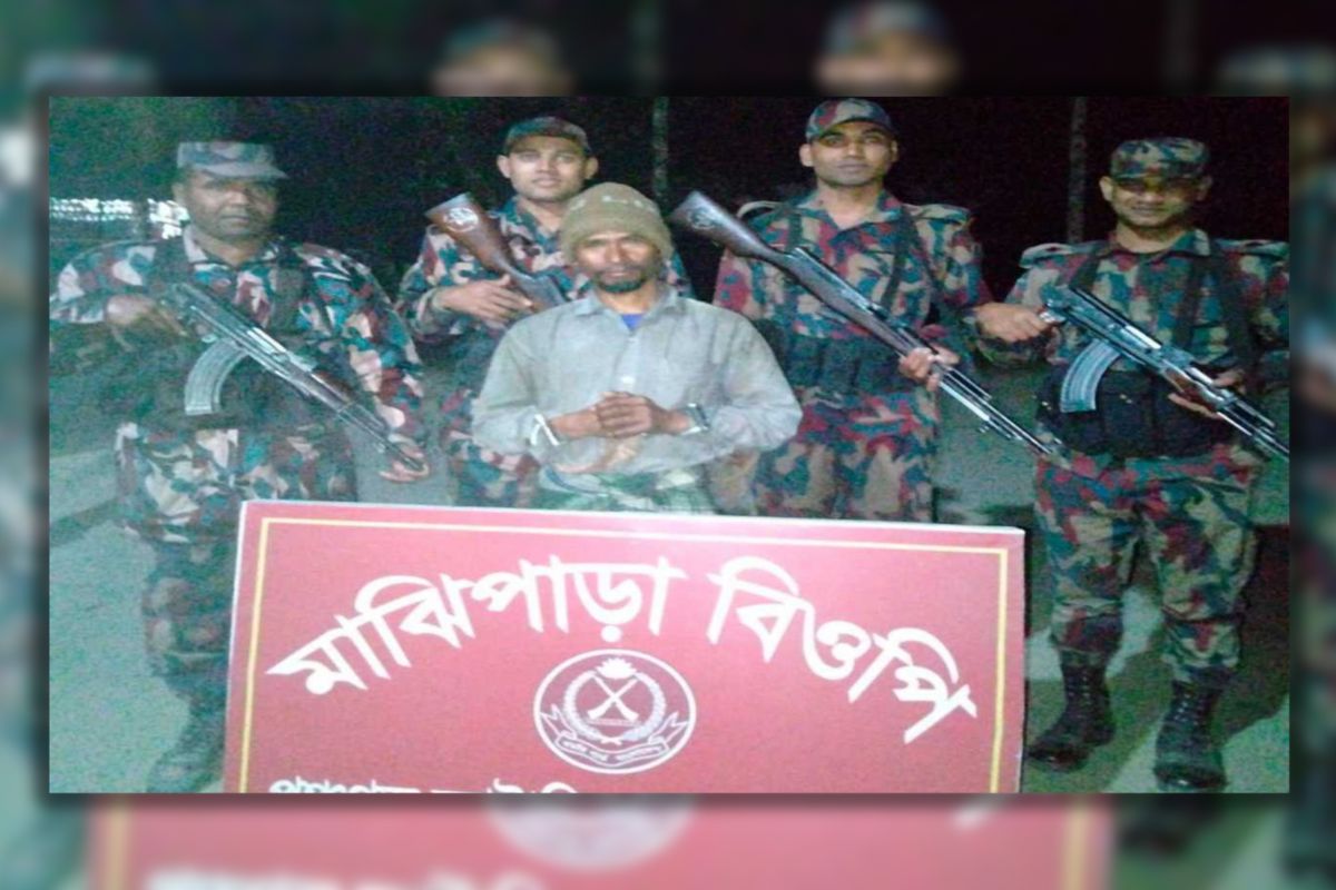 অবৈধভাবে প্রবেশ করে দিনমজুরি, বিজিবির হাতে ভারতীয় যুবক আটক