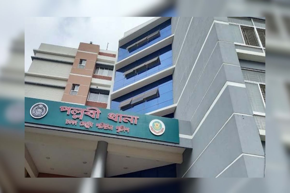 গভীর রাতে পল্লবী থানায় যুবকের হামলা, ওসিসহ আহত ৩