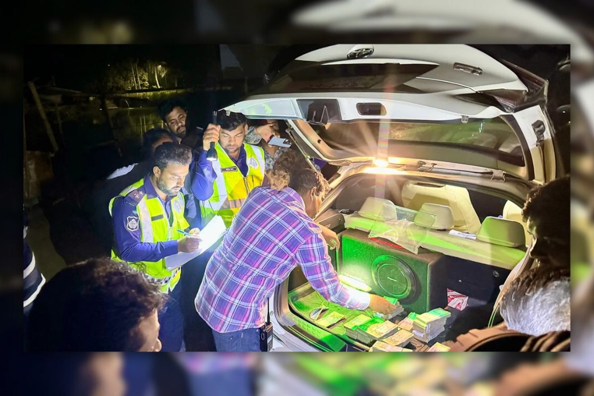 ৩৭ লাখ টাকাসহ এলজিইডি প্রকৌশলী আটক