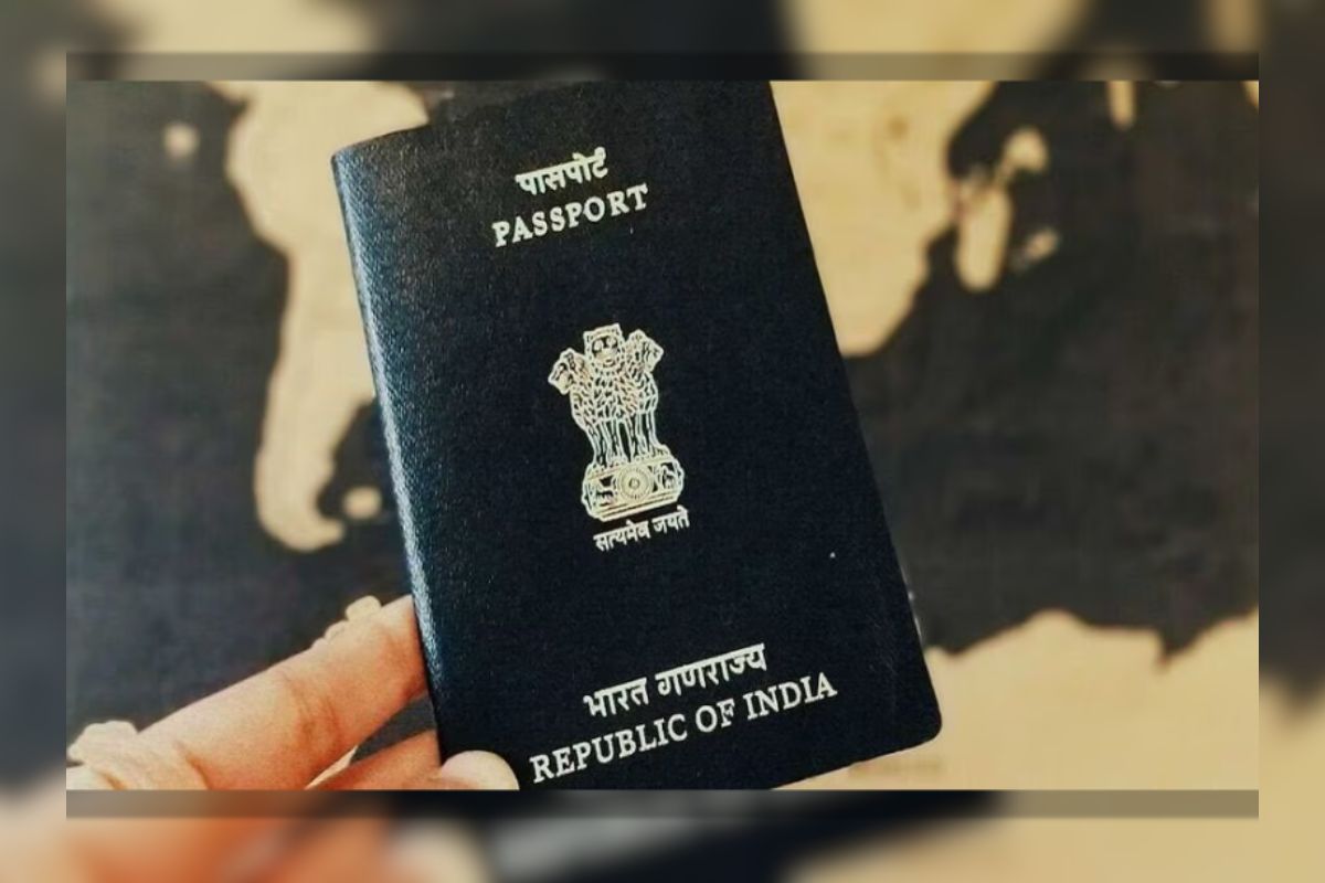 ভারতে বাংলাদেশিরা ভুয়া পাসপোর্ট বানাচ্ছে, দাবি দ্য ওয়ালের