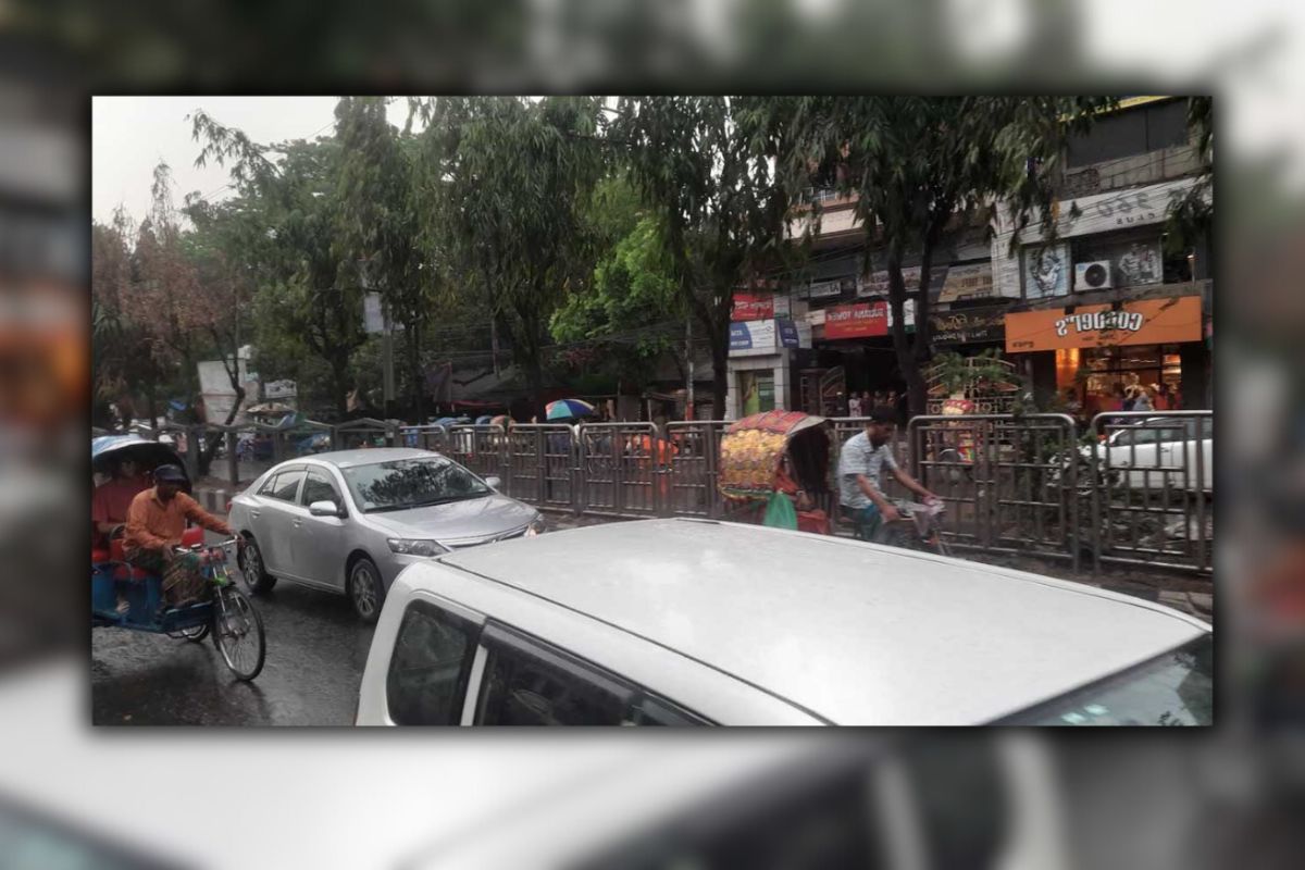 বৃষ্টিতে শীতল হলো রাজধানী ঢাকা