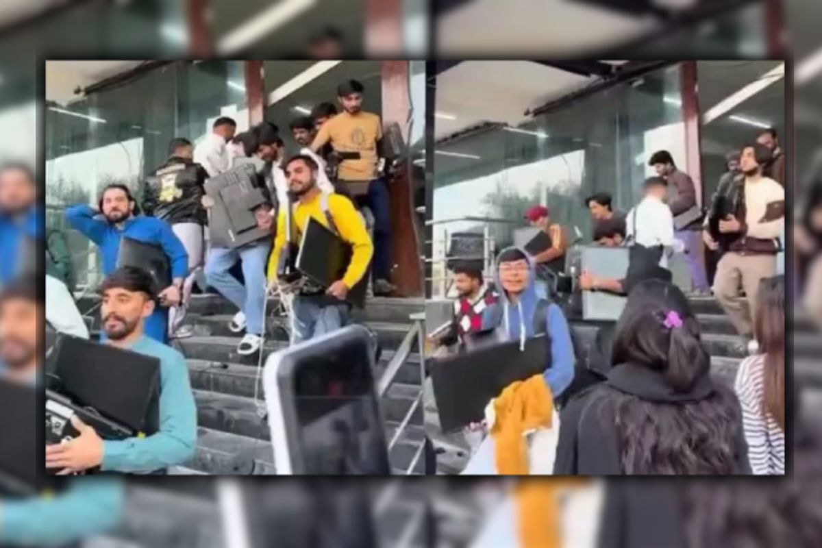 হঠাৎ কল সেন্টারে ঢুকে পড়ল জনতা! মালামাল লুট