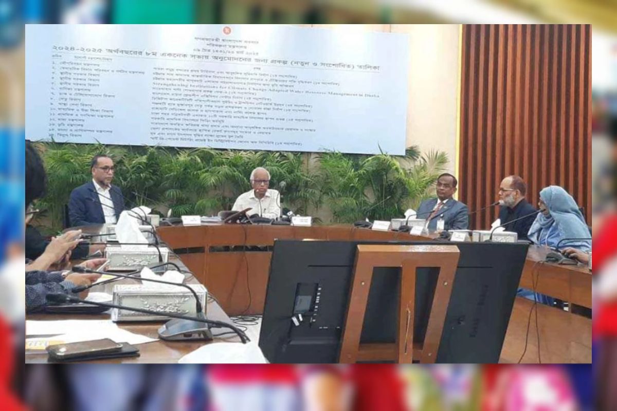 পায়রা সমুদ্রবন্দরকে অর্থনীতির জন্য বিষফোড়া বললেন উপদেষ্টা