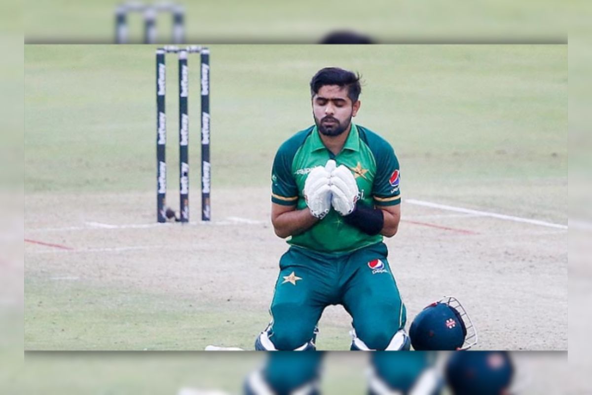 তামিমের সুস্থতার জন্য বাবরের মোনাজাত