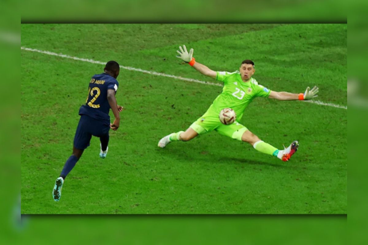 খেলা ছেড়ে দেবেন আর্জেন্টিনার ‘বাজপাখি’ এমি মার্টিনেজ!