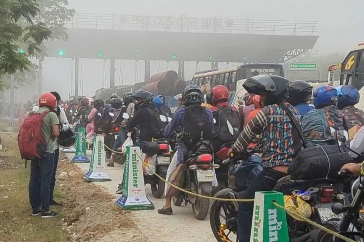 ঈদযাত্রায় পদ্মা সেতুতে ১২ ঘন্টায় টোল আদায় দুই কোটি টাকা