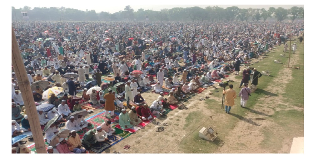 দিনাজপুরে দেশের সবচেয়ে বড় ঈদ জামাত