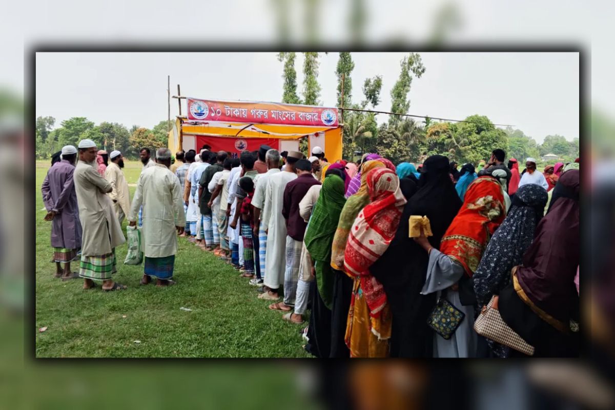 ঈদের দিন অভিনব উদ্যোগ; ১০ টাকায় গরুর মাংস বিক্রি