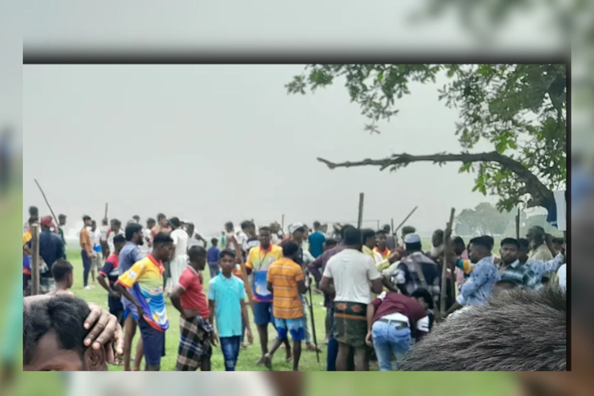 ঈদের দিন ফুটবল খেলাকে কেন্দ্র করে দুই গ্রামের মধ্যে সংঘর্ষ