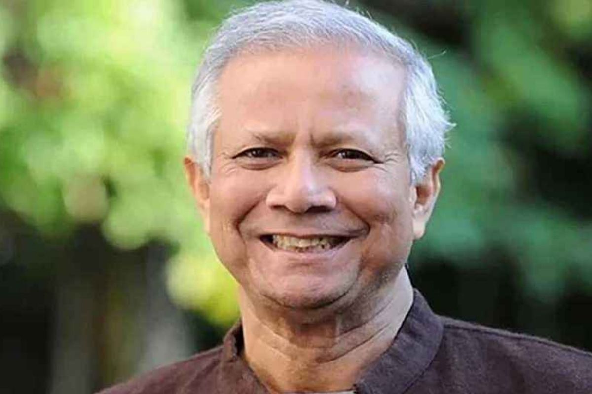 দেশে ফিরেছেন প্রধান উপদেষ্টা