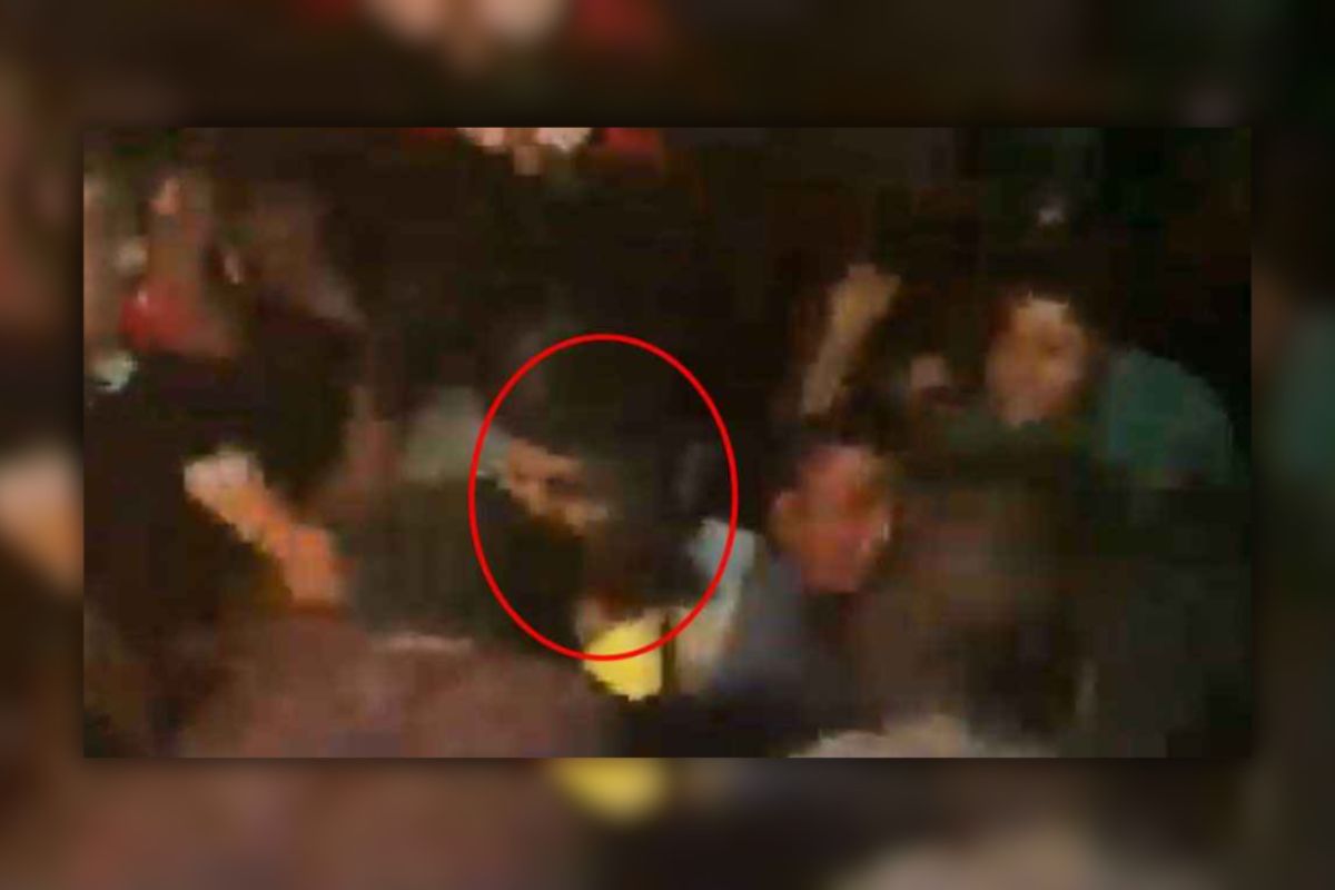 মাদক কিনতে গিয়ে গণধোলাইয়ের শিকার পুলিশ