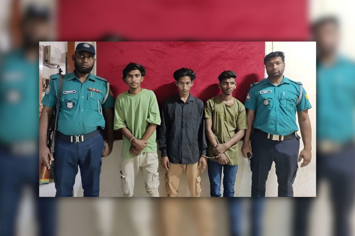 বিক্ষোভের নামে লুটপাট, ফেসবুকে জুতা বিক্রির পোস্ট, গ্রেপ্তার ১৪