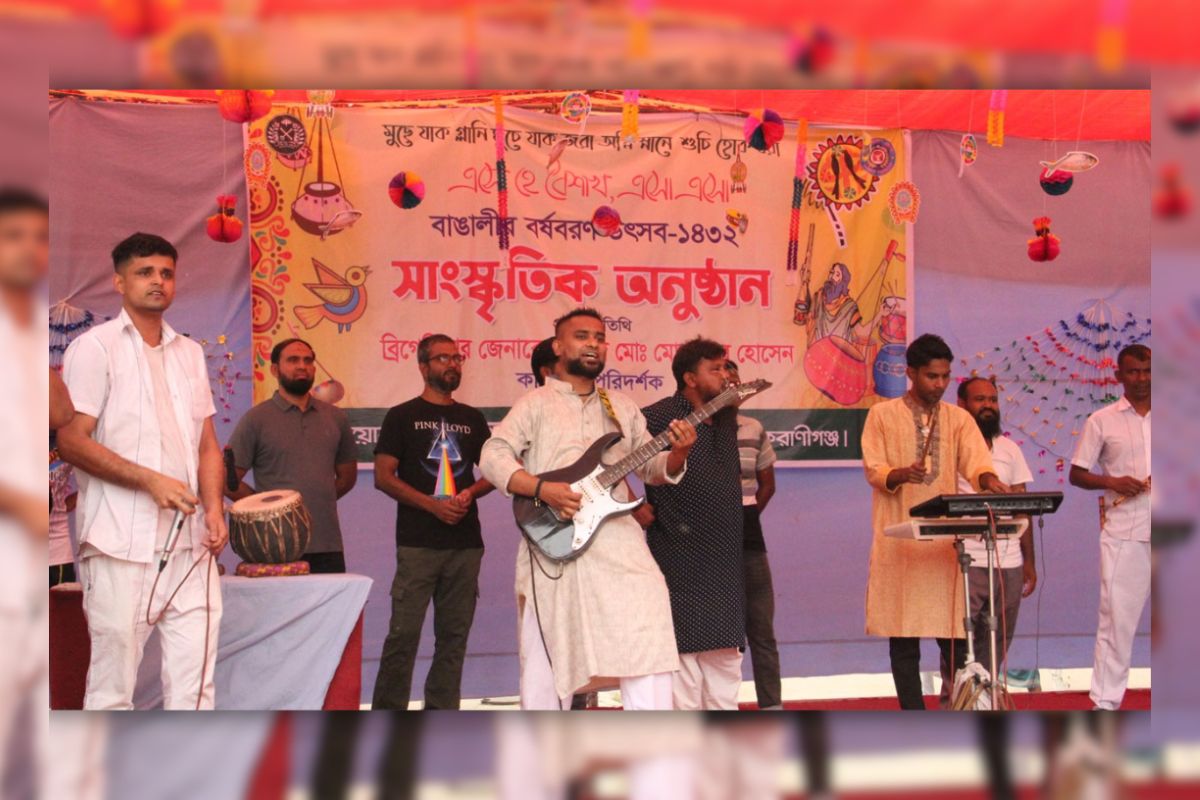 কারাগারে বন্দীদের নিয়ে নববর্ষ উদযাপন