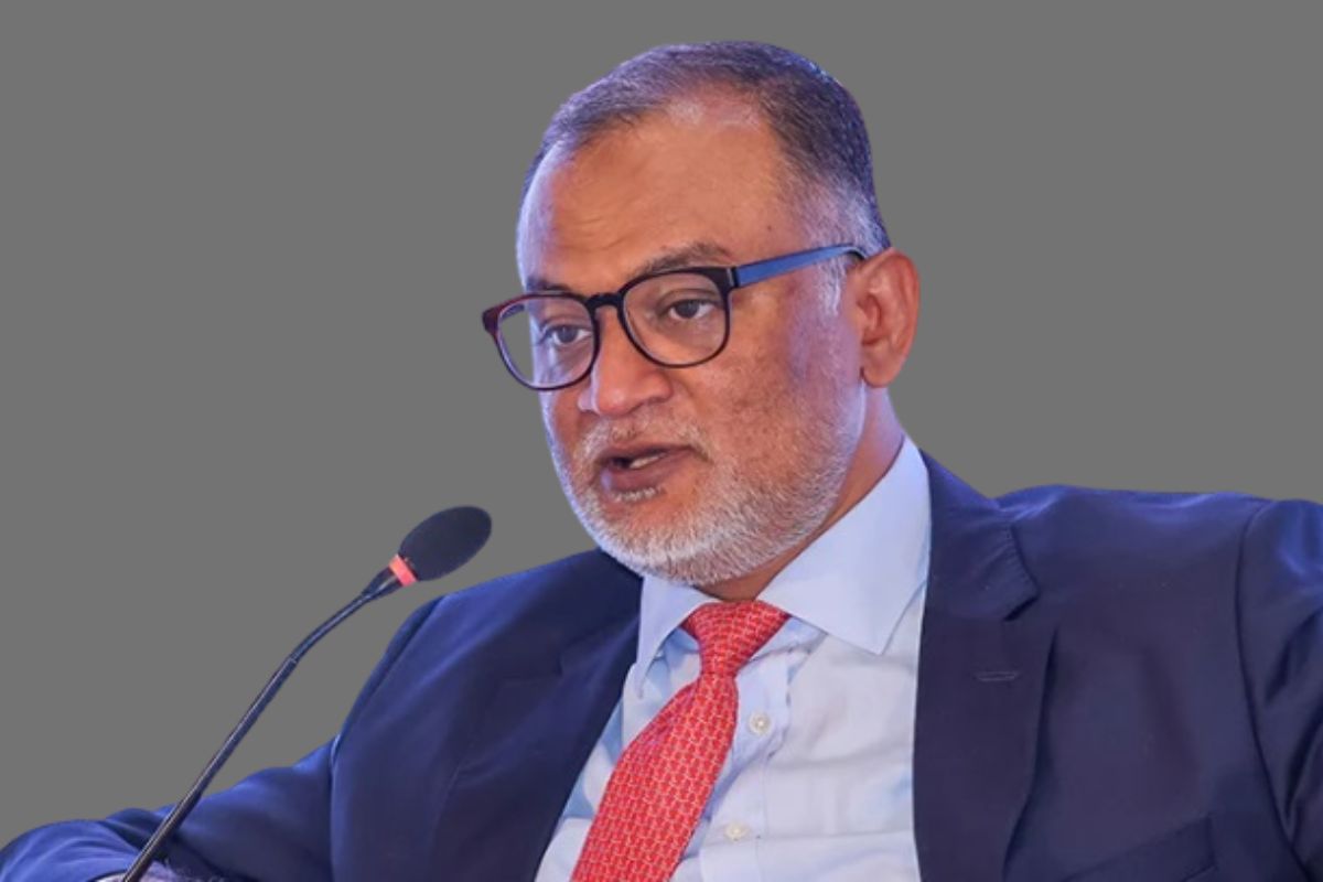 ‘পাঁচতলা বাড়ির মালিকও টিসিবির কার্ড নিয়েছে’