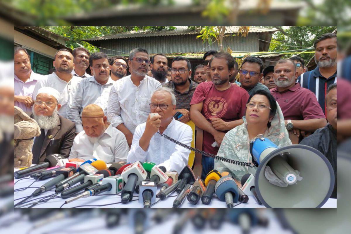 অন্তর্বর্তী সরকারের আইনগত ভিত্তি নেই: রিজভী