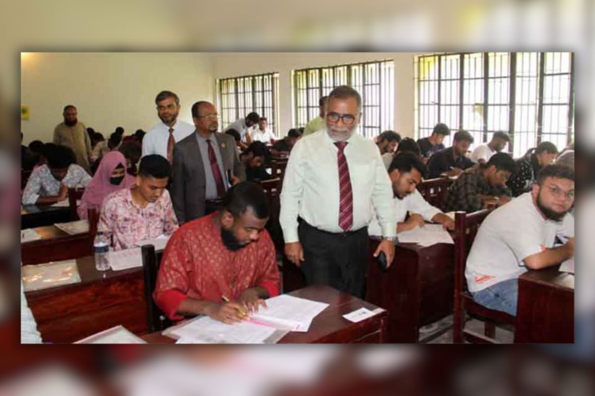 ইবিতে গুচ্ছভুক্ত ‘সি’ ইউনিটের ভর্তি পরীক্ষা সম্পন্ন