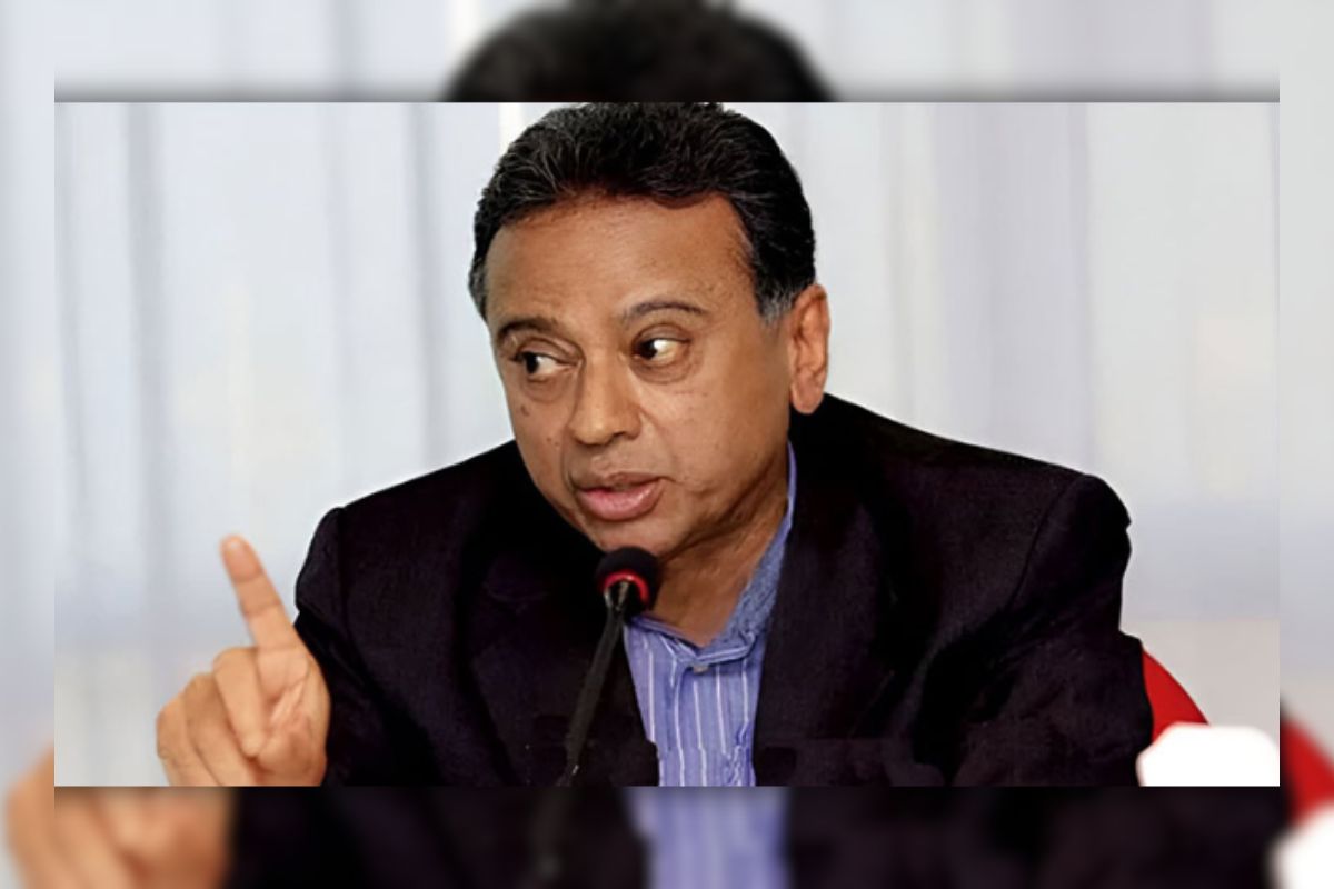 ‘কোনো মহামানবকে দেশের দায়িত্ব দিতে মানুষ ত্যাগ স্বীকার করেনি’