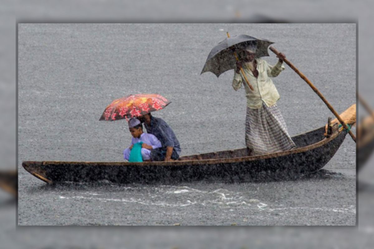 দেশের ১২ অঞ্চলের নদীবন্দরে সতর্কতা