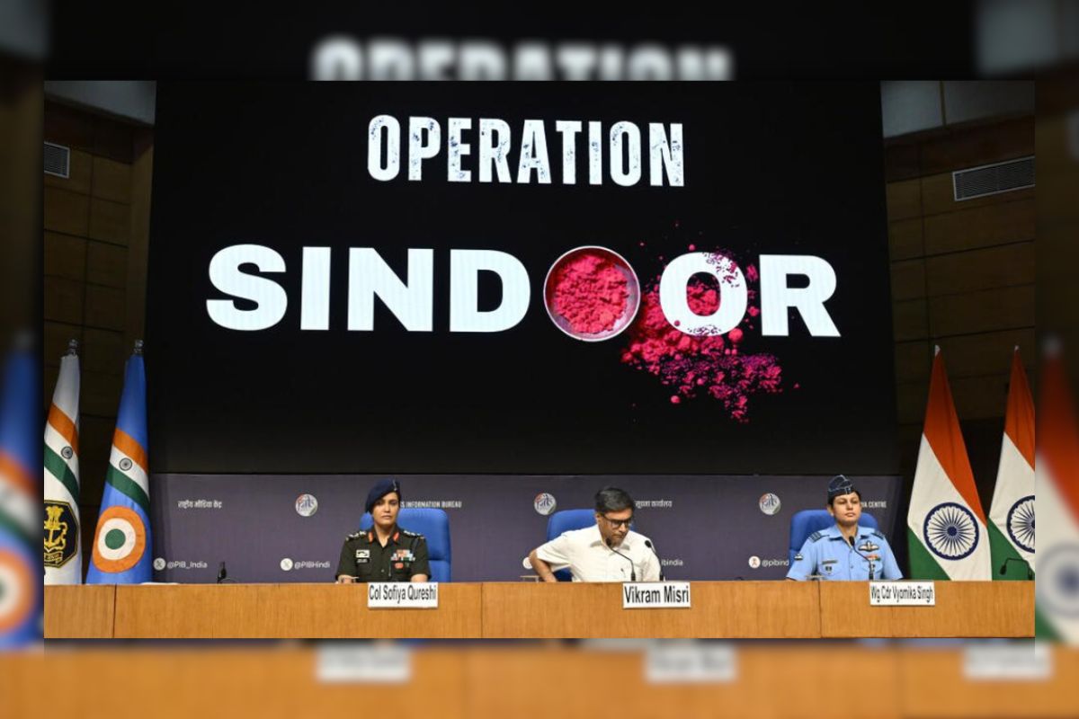 ‘অপারেশন সিঁদুর’ নিয়ে সিনেমা বানাতে পরিচালকদের প্রতিযোগিতা!