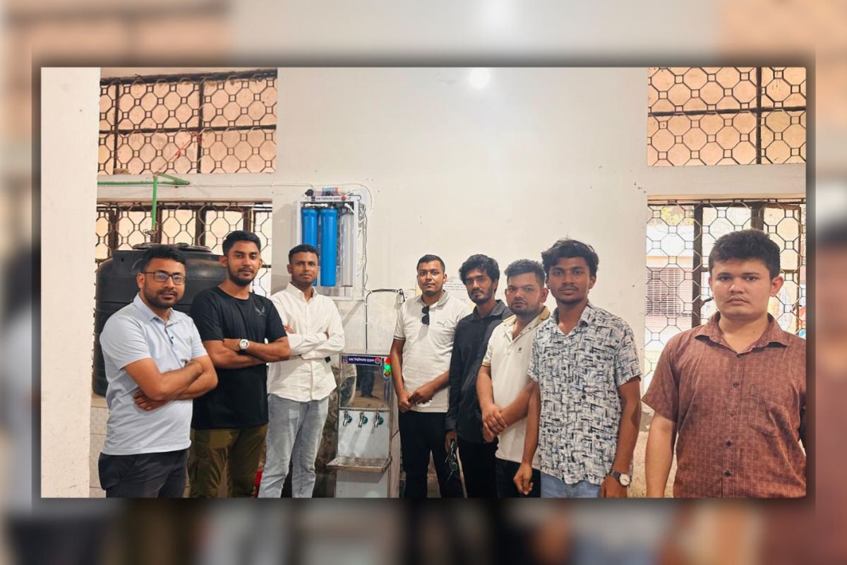 শিক্ষার্থীদের জন্য পানির ফিল্টার দিলেন ঢাবি ছাত্রদল নেতা