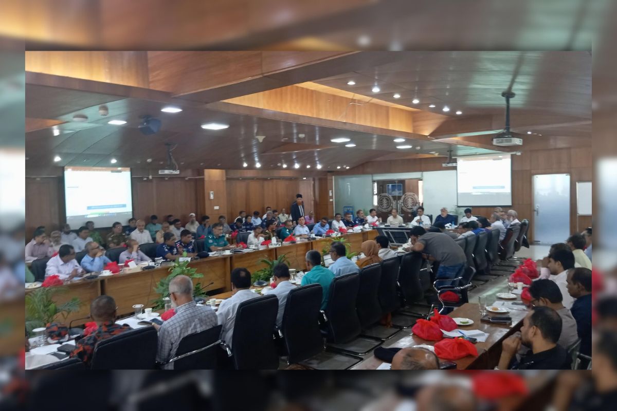 ঈদে যাত্রীপ্রতি অতিরিক্ত ২০০ টাকা ভাড়া চান বাস মালিকরা