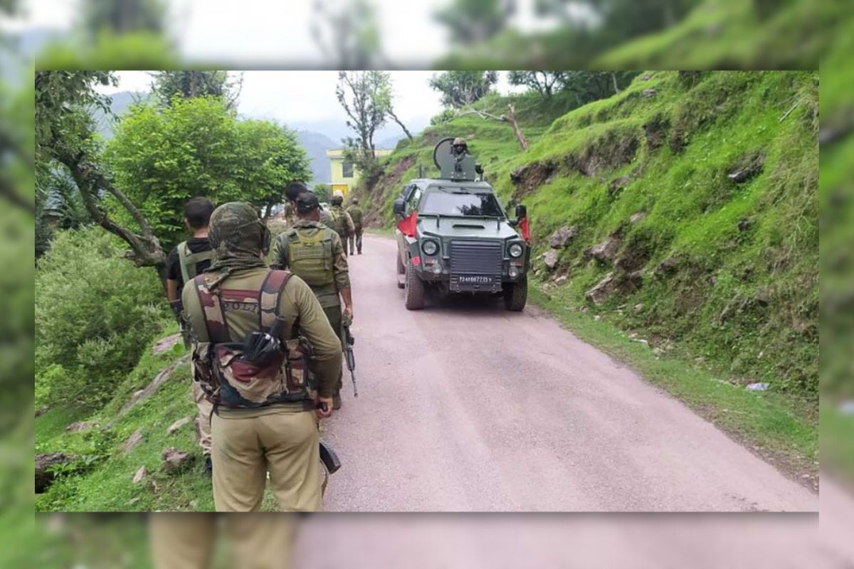 যুদ্ধবিরতির পর কাশ্মীরে ভারতীয় বাহিনীর অভিযান, নিহত ৩