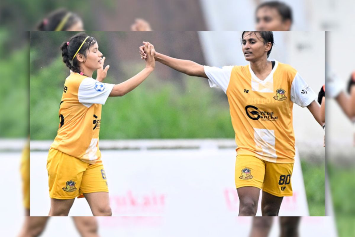 ভুটানে নারীদের মাঠ মাতালো সাবিনা-মনিকারা, জয় ২৮-০
