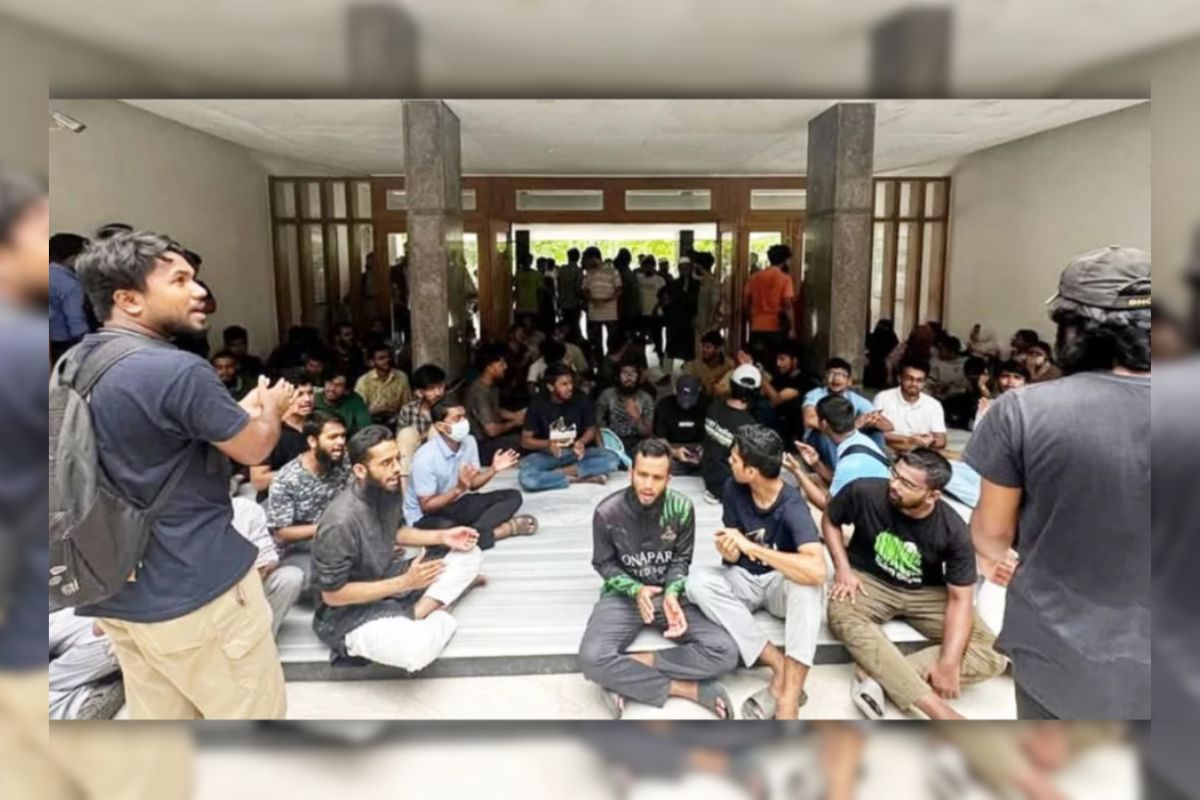 কুয়েটে ফের আন্দোলনের ডাক