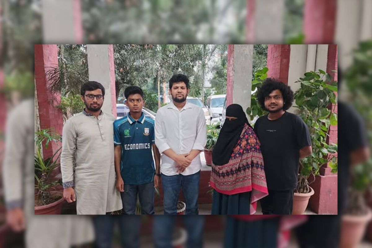 জিজ্ঞাসাবাদ শেষে শিক্ষার্থীর অভিভাবকের কাছে হস্তান্তর