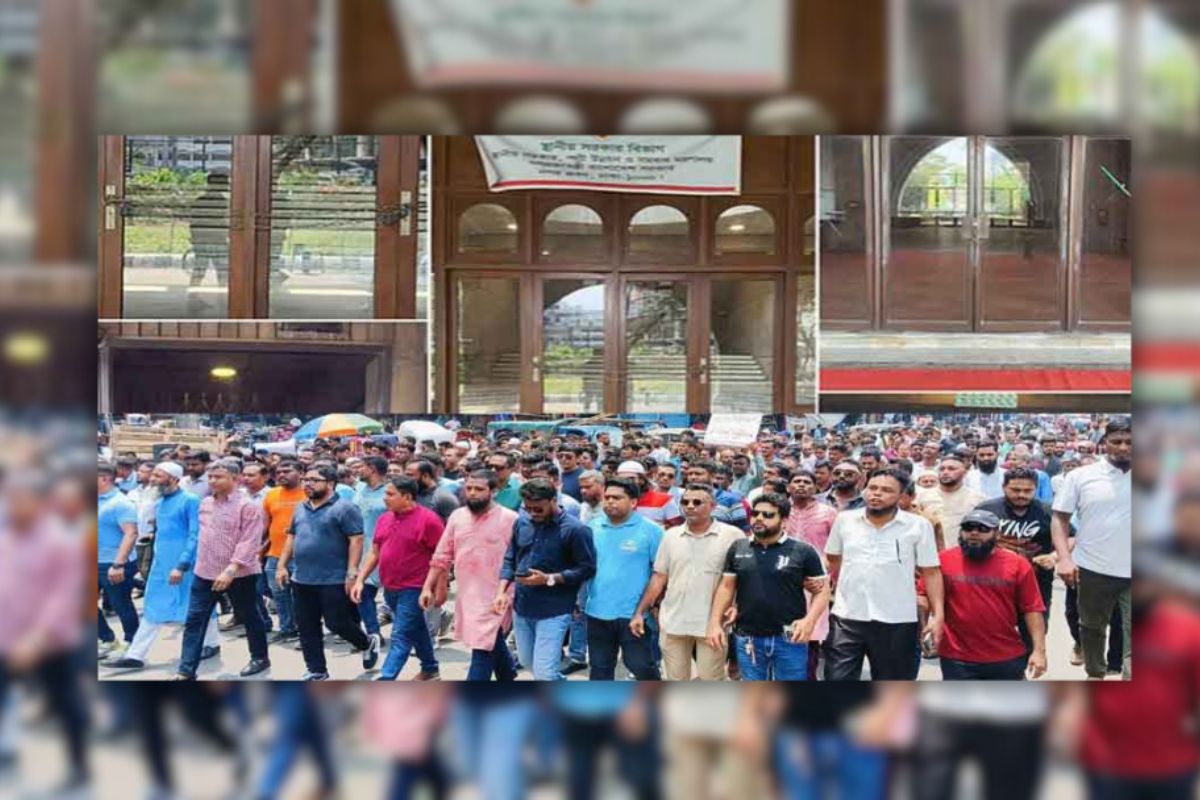 নগর ভবন ঘিরে বিক্ষোভ, সচিবালয় অভিমুখে মিছিল কর্মসূচি
