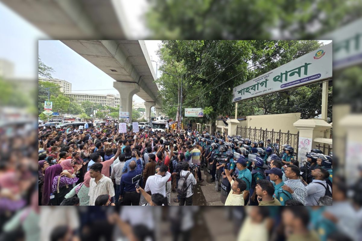 সাম্য হত্যা: বিচারের দাবিতে ফের শাহবাগ থানা ঘেরাও শিক্ষার্থীদের