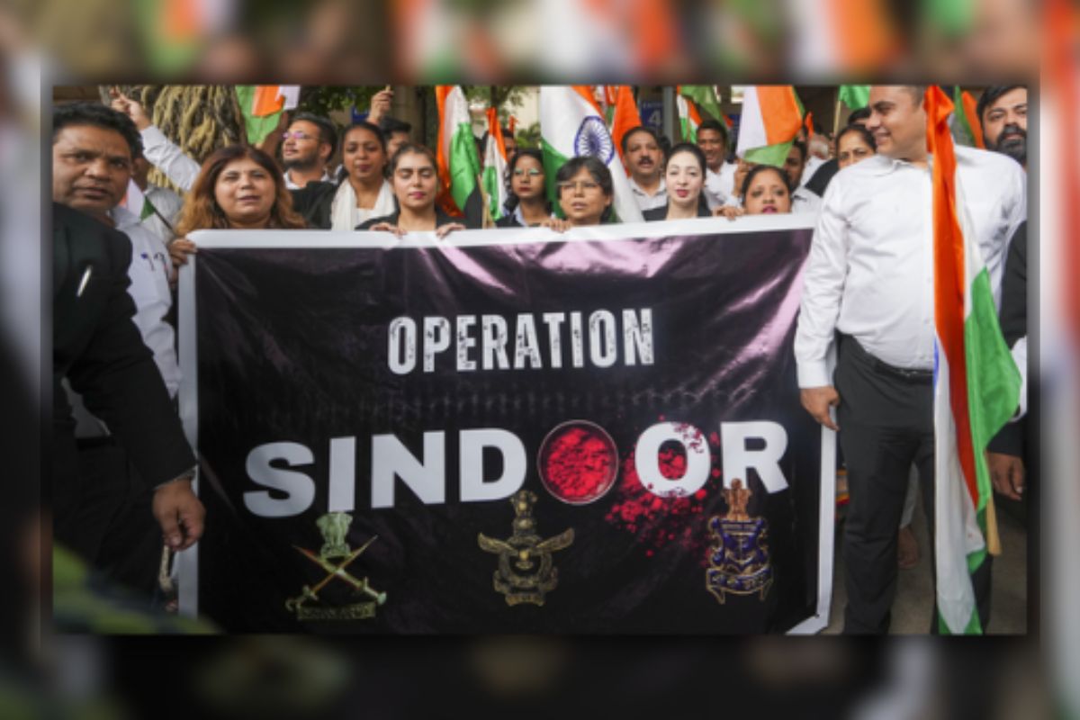 ‘অপারেশন সিঁদুর’ নিয়ে পোস্টের জেরে গ্রে'প্তার মুসলিম অধ্যাপক