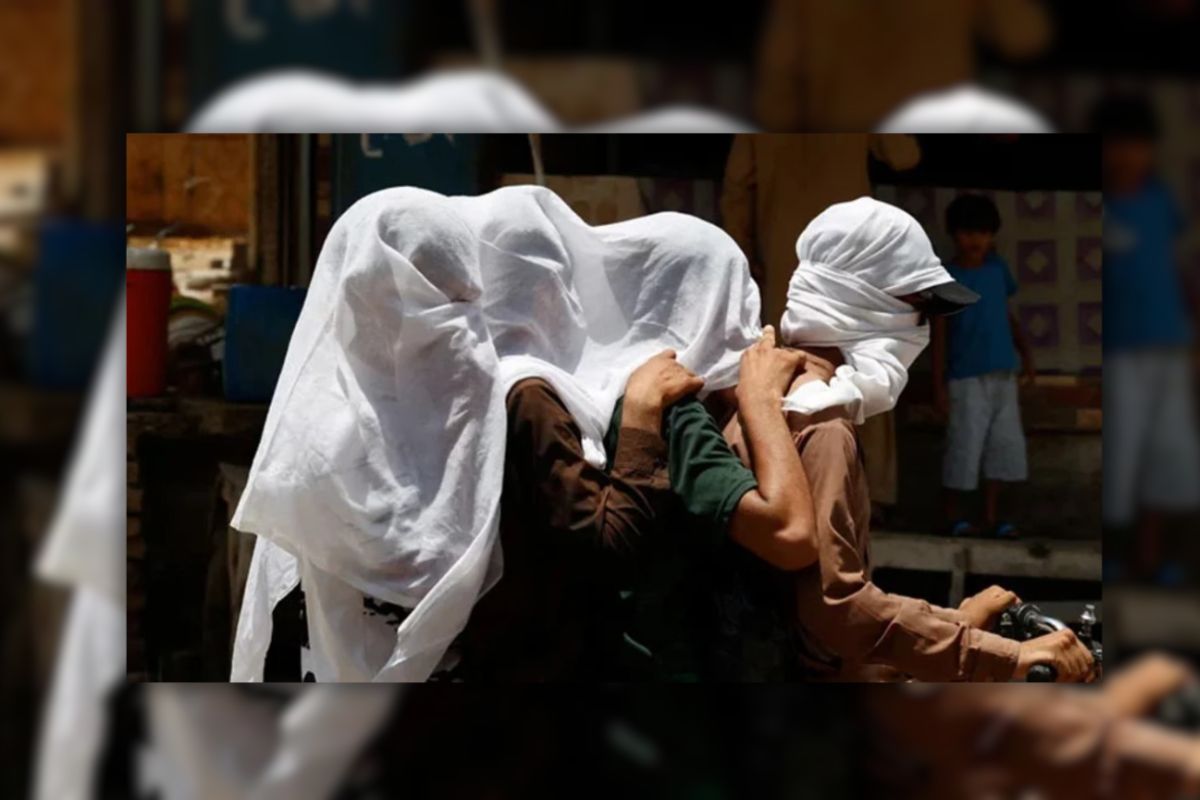 পাকিস্তানে রেড এলার্ট!