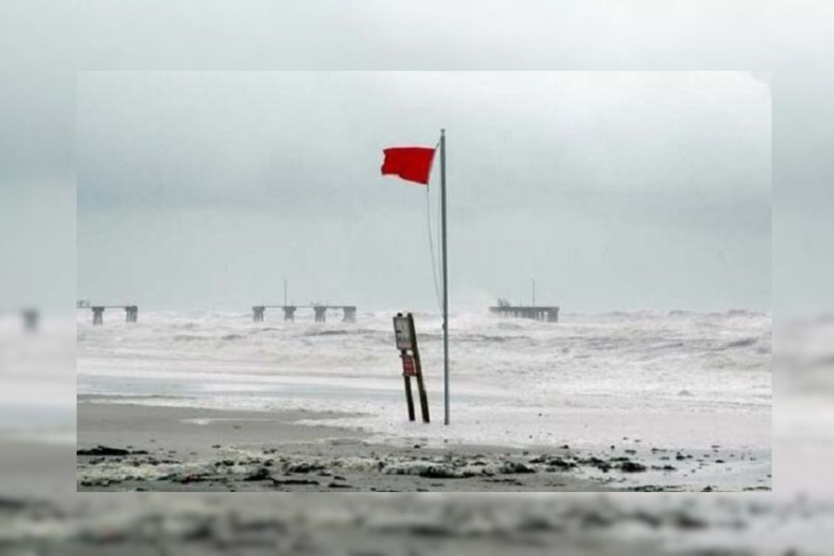বঙ্গোপসাগরে ঝোড়ো হাওয়ার শঙ্কা, জারিসহ ৩ নম্বর সংকেত
