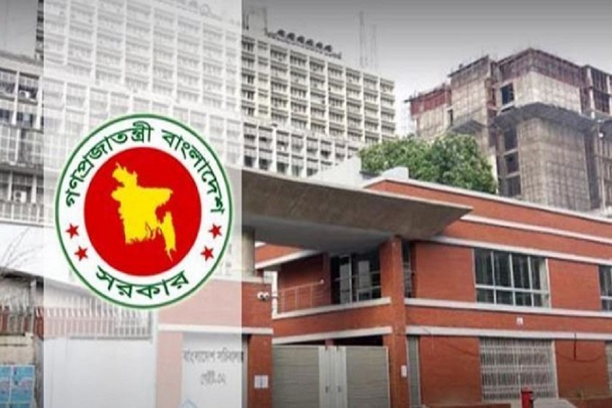 সচিবালয়ে আজও বিক্ষোভ কর্মসূচি, দর্শনার্থী প্রবেশে নিষেধাজ্ঞা