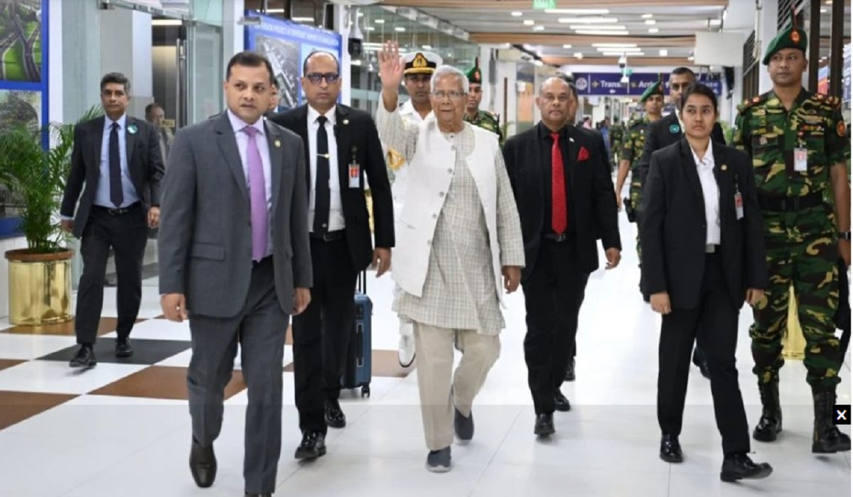 জাপানের উদ্দেশে প্রধান উপদেষ্টার ঢাকা ত্যাগ