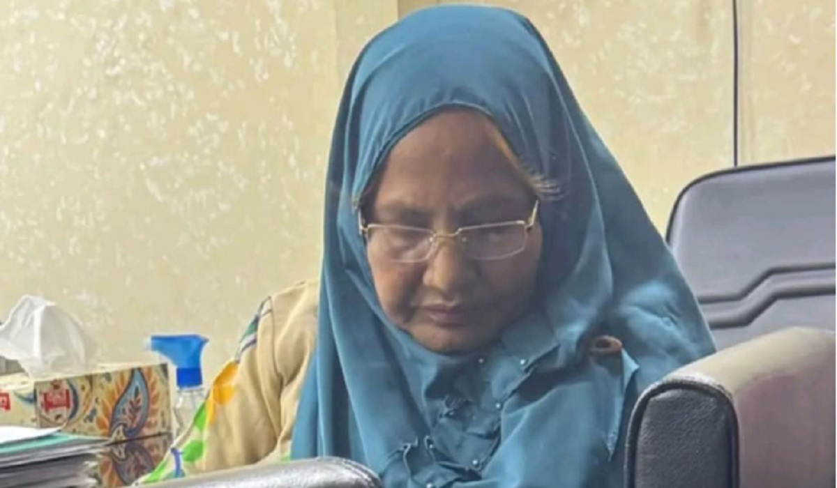 জগন্নাথ বিশ্ববিদ্যালয়ের সাবেক অধ্যাপক আনোয়ারা বেগম গ্রেপ্তার