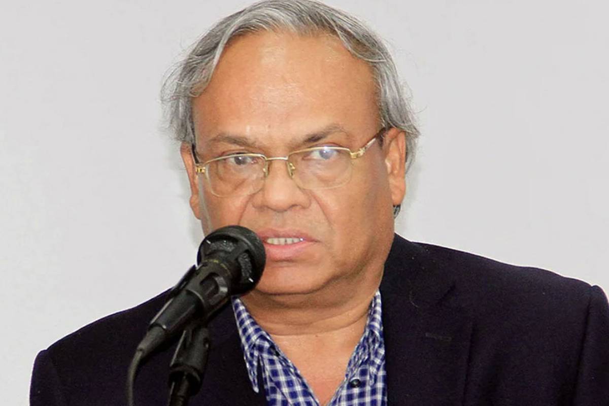 'এপ্রিলে নির্বাচনের সিদ্ধান্ত অর্বাচীনের মতো কাজ'